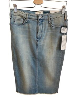 NWT McGuire Denim Light Blue Pencil Denim Skirt Size 10